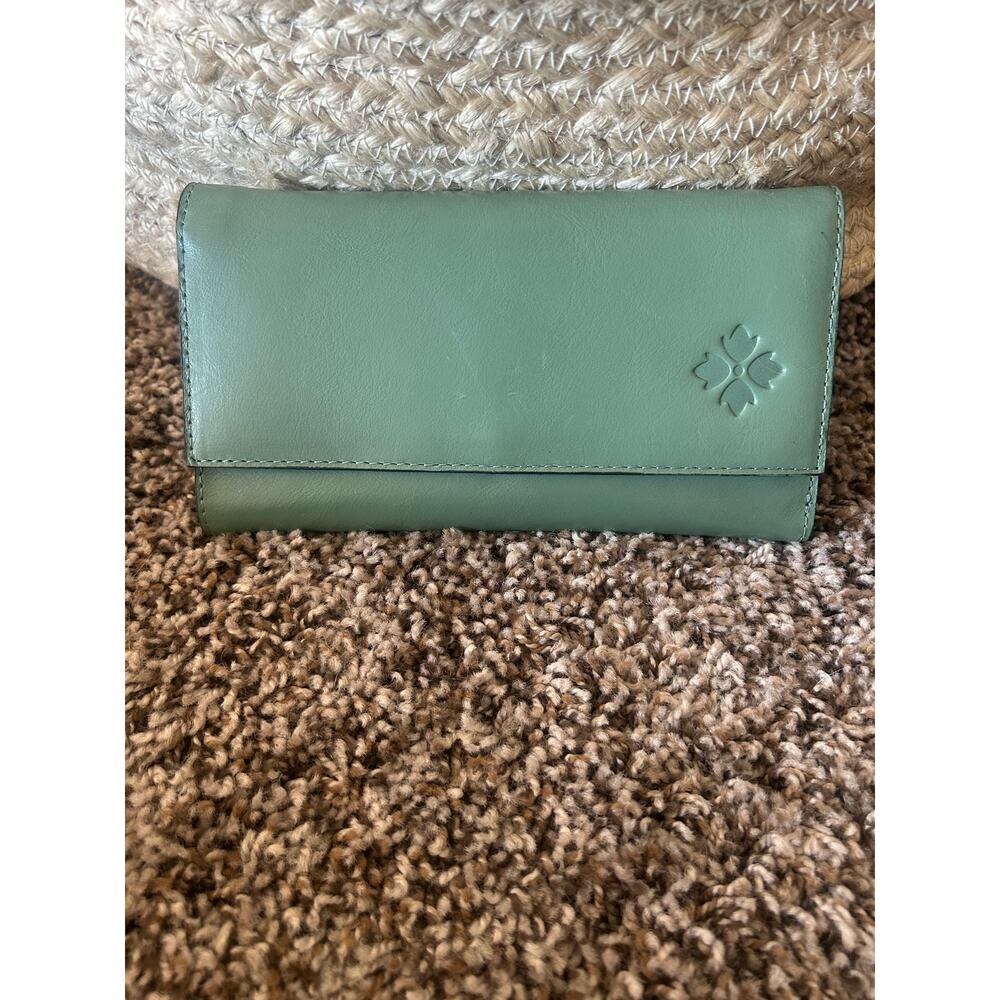 Patricia Nash Sage Green Teresa 100% Leather Wallet/Bifold